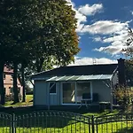 Weichenhaus Direkt Am Nord-ostsee-kanal * Breiholz