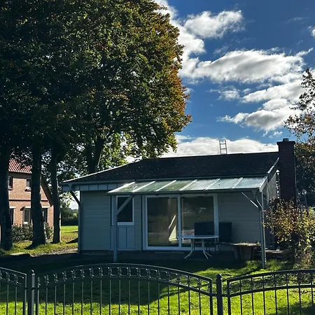 Weichenhaus Direkt Am Nord-ostsee-kanal * Breiholz