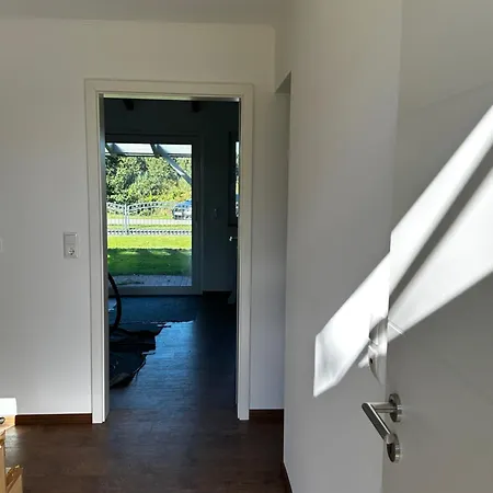 Weichenhaus Direkt Am Nord-ostsee-kanal