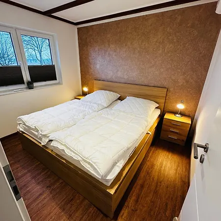 Nyaraló Weichenhaus Direkt Am Nord-ostsee-kanal *