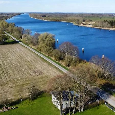 Дом отдыха Weichenhaus Direkt Am Nord-ostsee-kanal *